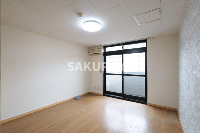 エンパレス　レオ　V22の洋室|2025年6月撮影。