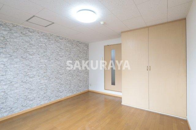 エンパレス　レオ　V22の洋室|2025年6月撮影。