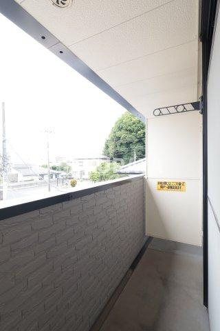 エンパレス　レオ　V22のバルコニー|2025年6月撮影。