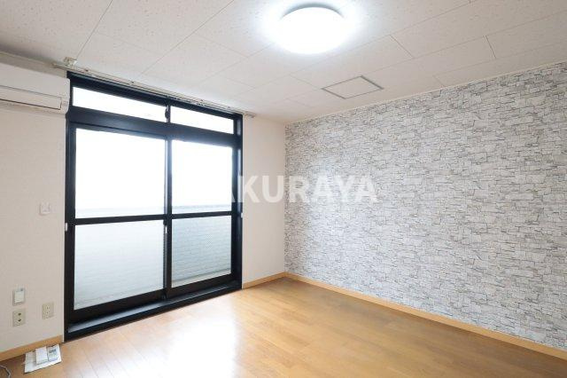 エンパレス　レオ　V22の洋室|2025年6月撮影。