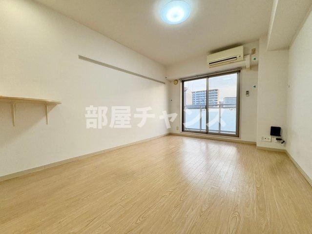 コート新栄の居間・リビング