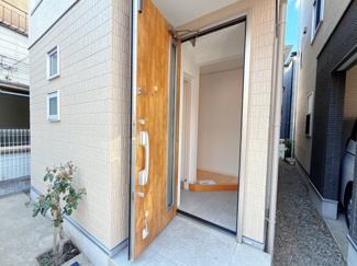 【エントランス】