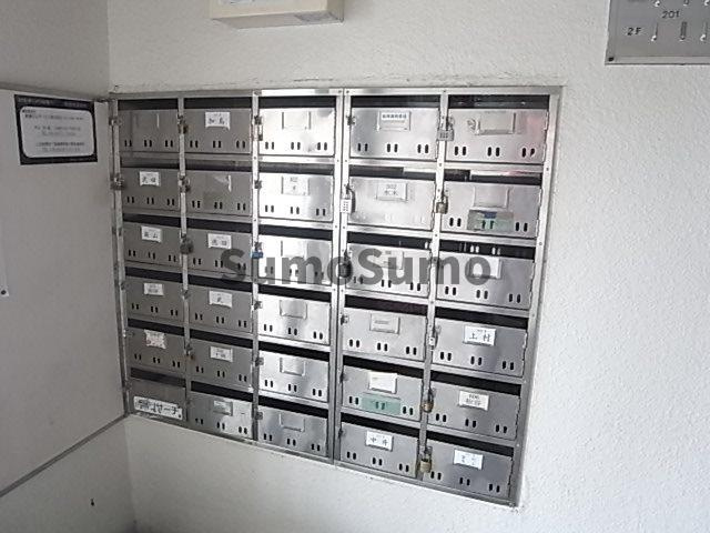 尼崎市杭瀬南新町４丁目の賃貸マンションの外観