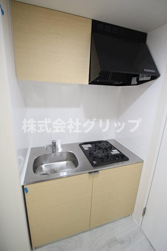 b'CASA Yokohamaのキッチン