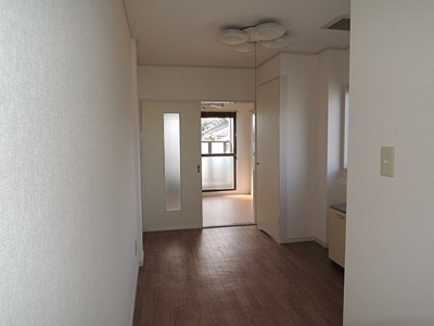 【居間・リビング】 | フロンティアハイツFUJIWARA