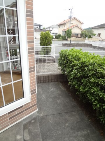 ルミエール弐番館の庭