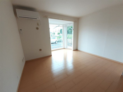 【居間・リビング】 | メゾンジオワイユⅠ