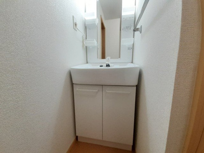 【独立洗面台】 | メゾンジオワイユⅠ