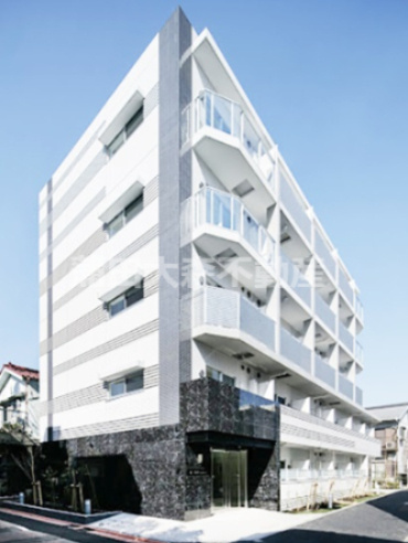 レアライズ蒲田の外観|2018年2月築　RC鉄筋コンクリート造5階建て総戸数27戸京浜東北線蒲田駅と京急本線京急蒲田駅徒歩圏内の東京都大田区蒲田本町2丁目　Wi-Fiインターネット無料対応オートロック宅配BOXゴミ捨て場付