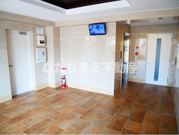 ウッドヴィレッジ城南のロビー