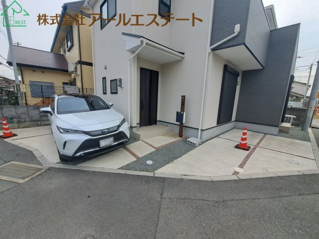 加古川市野口町野口　　中古戸建の駐車場