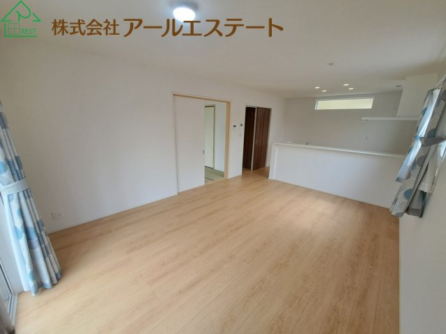 加古川市野口町野口　　中古戸建の洋室|2025年3月撮影