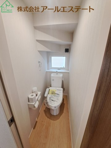 加古川市野口町野口　　中古戸建のトイレ|2025年3月撮影