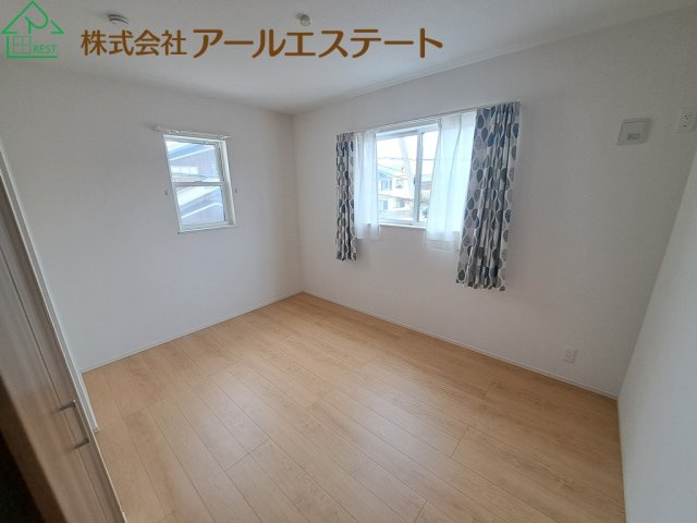 加古川市野口町野口　　中古戸建の寝室|2025年3月撮影
