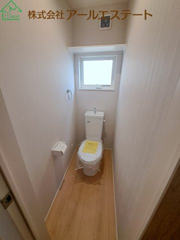 加古川市野口町野口　　中古戸建のトイレ|2025年3月撮影
