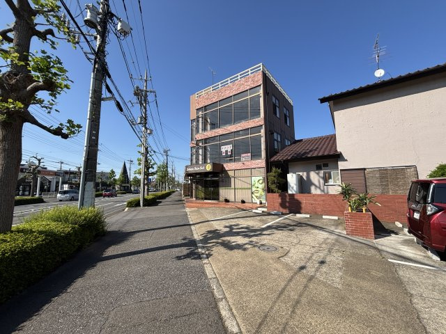 シルクビルの周辺