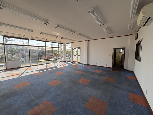 シルクビルの内装