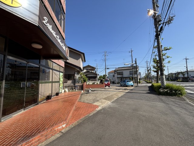 シルクビルの駐車場|お客様用の共同駐車場となります