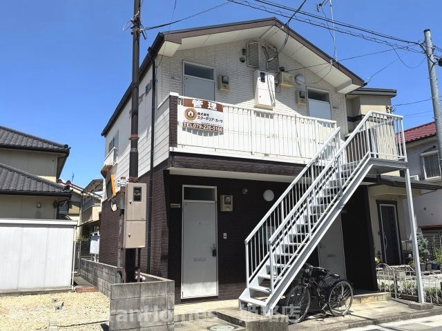 ツーバイフォー栗山の外観