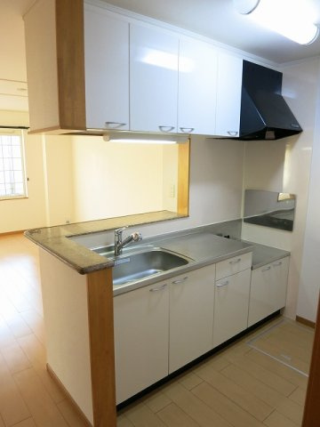 サンリット　タウンＢのキッチン|キッチンでお料理をお楽しみください