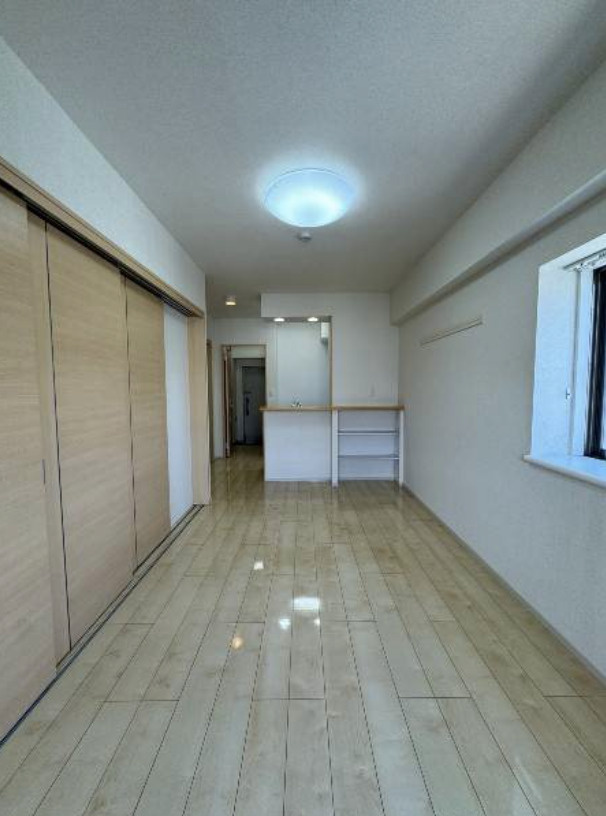 沖縄市泡瀬３丁目の賃貸マンションのロビー