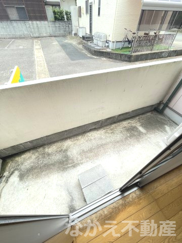【バルコニー】 | 外からの目が気にならないバルコニーで洗濯物が干せます