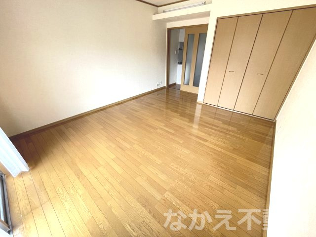【寝室】 | 落ち着いて過ごせるお部屋なので、寝室にいかがでしょうか