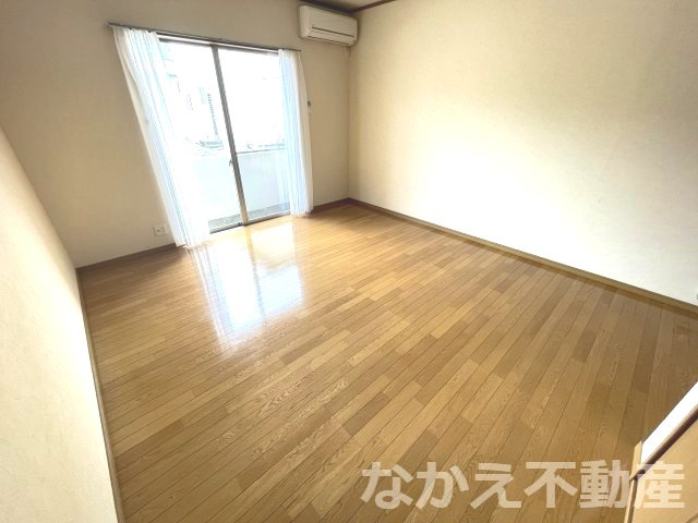 【居間・リビング】 | ゆったりとした居間です