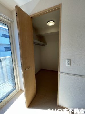 【収納】 | サン・シャーレ | ちょっとした収納スペースも充実しています