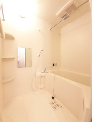 【浴室】 | プラティークレジデンスＡ | 日々の暮らしに欠かせないお風呂です