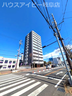 【駐車場】 | モアグレース岐阜加納10階角部屋！JR岐阜駅9分！築5年！日当り・眺望良好♪24時間ゴミ出しOK！ | モアグレース岐阜加納10階部分角部屋！JR岐阜駅まで徒歩9分！築5年！日当り・眺望良好♪24時間ゴミ出しOK！