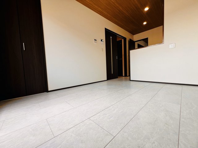 INFINITYの居間・リビング