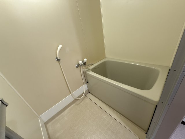 ロイヤルコーポ姫路の浴室