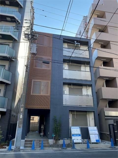 エミシアの外観