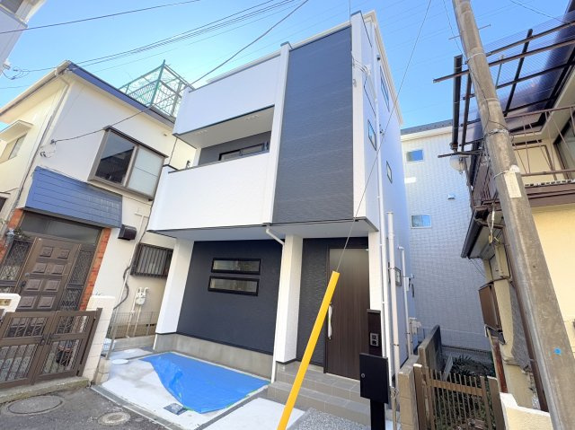 市川市南八幡５丁目新築戸建【平田小学校：9分】の外観|完成済み内覧可能です！