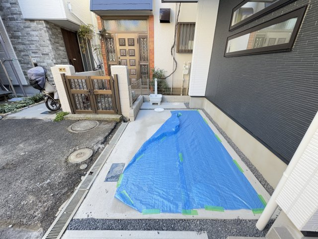 市川市南八幡５丁目新築戸建【平田小学校：9分】の駐車場|駐車スペース完備