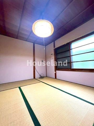 葵アパートの居間・リビング