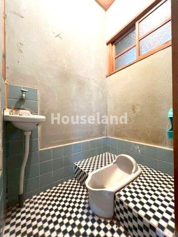 葵アパートのトイレ