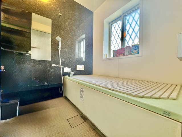 笠間市大田町中古戸建の浴室