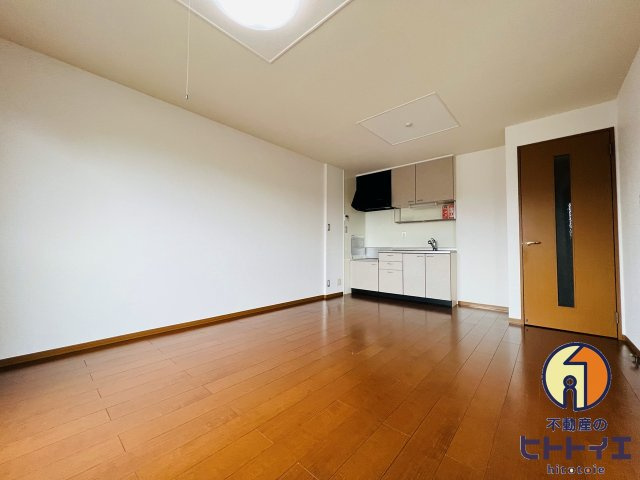 ネオポリス都の居間・リビング