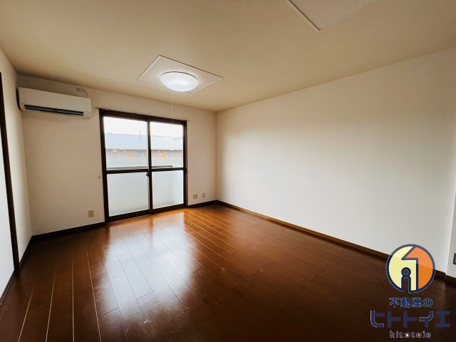 ネオポリス都の居間・リビング