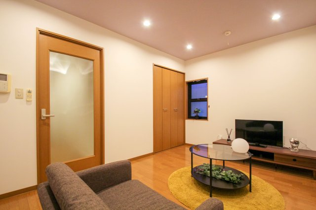 sundaysの居間・リビング