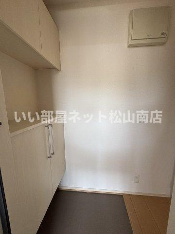【玄関】 | サンディーア　B棟