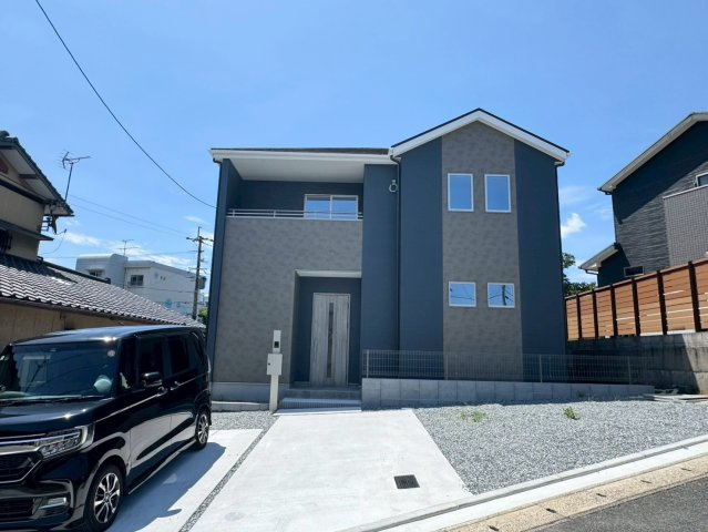 ーBloomーブルームー小倉南区若園3丁目1期　【小倉南区　新築戸建て】の外観|飽きのこない外観です♪　【小倉南区　新築戸建て】