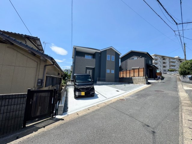 ーBloomーブルームー小倉南区若園3丁目1期　【小倉南区　新築戸建て】の前面道路含む現地写真|ーBloomーブルームー小倉南区若園3丁目1期　【小倉南区　新築戸建て】