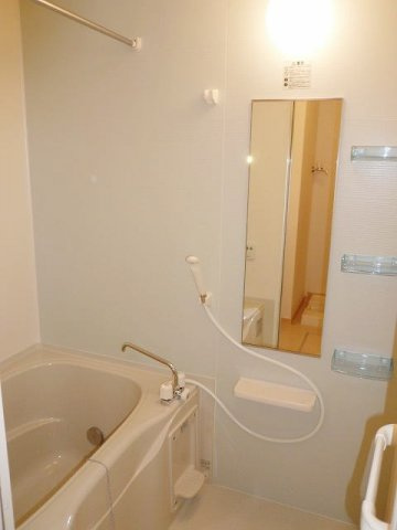 モンテ・リューⅠの浴室|お風呂で日々の疲れを落としましょう