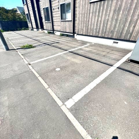 novelの駐車場