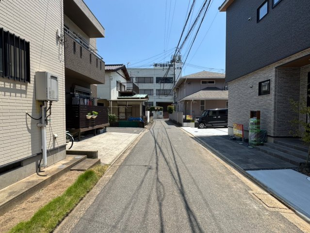 ARCHI DAYS－アーキデイズ－小倉北区下富野3丁目【小倉北区　新築戸建て】の前面道路含む現地写真|ARCHI DAYS－アーキデイズ－小倉北区下富野3丁目【小倉北区　新築戸建て】