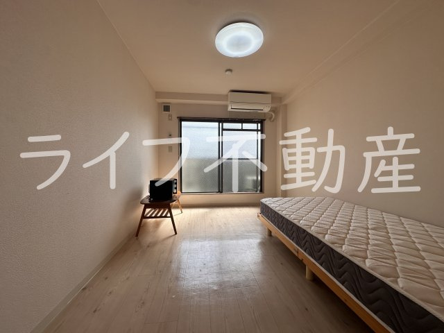 ハイツ八戸ノ里のロビー