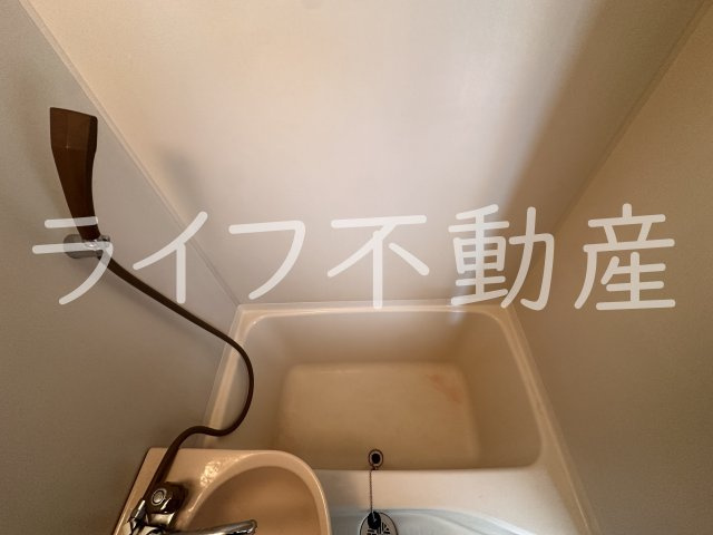 ハイツ八戸ノ里の浴室